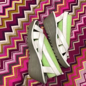 Size 10, White Fly London comfortable sandals